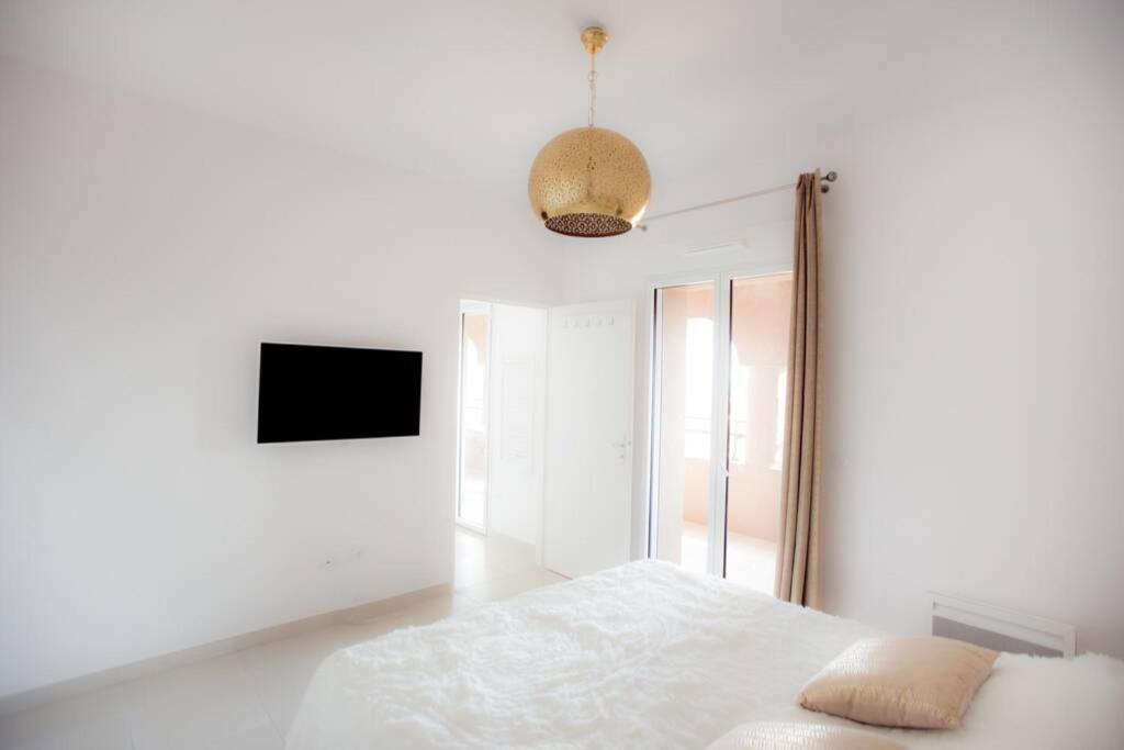 Magnifique Appartement Avec Vue Imprenable La Londe-les-Maures Exterior photo
