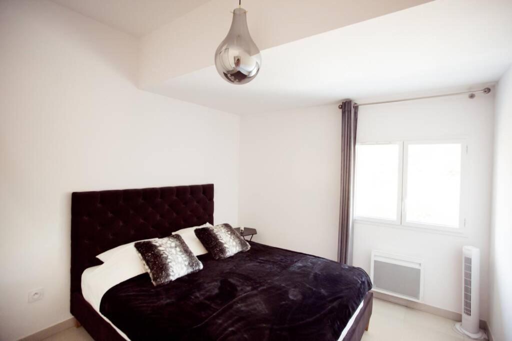 Magnifique Appartement Avec Vue Imprenable La Londe-les-Maures Exterior photo